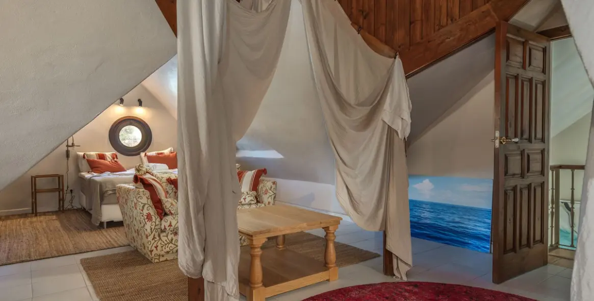 Venta de villa independiente en San Pedro de Alcántara 32