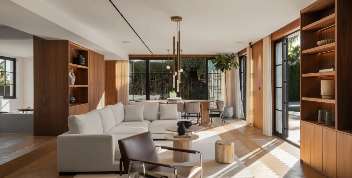 Venta de villa independiente en Nueva Andalucía 3