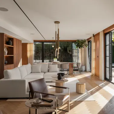 Venta de villa independiente en Nueva Andalucía