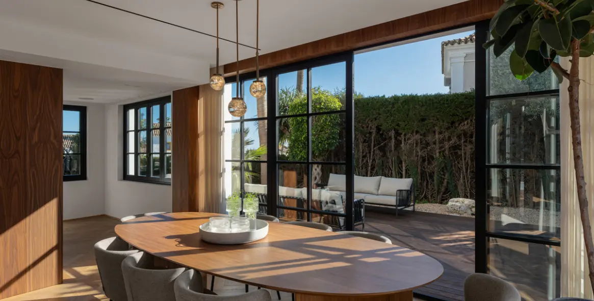 Venta de villa independiente en Nueva Andalucía 16