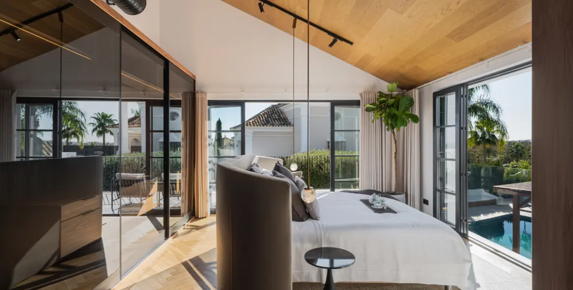 Venta de villa independiente en Nueva Andalucía 36