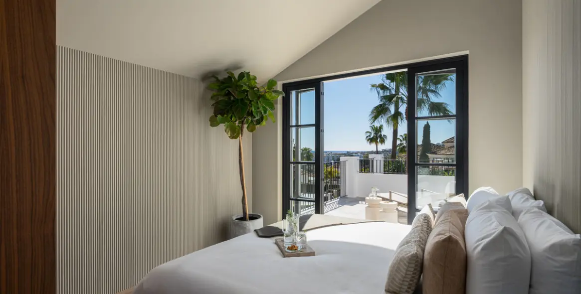 Venta de villa independiente en Nueva Andalucía 50