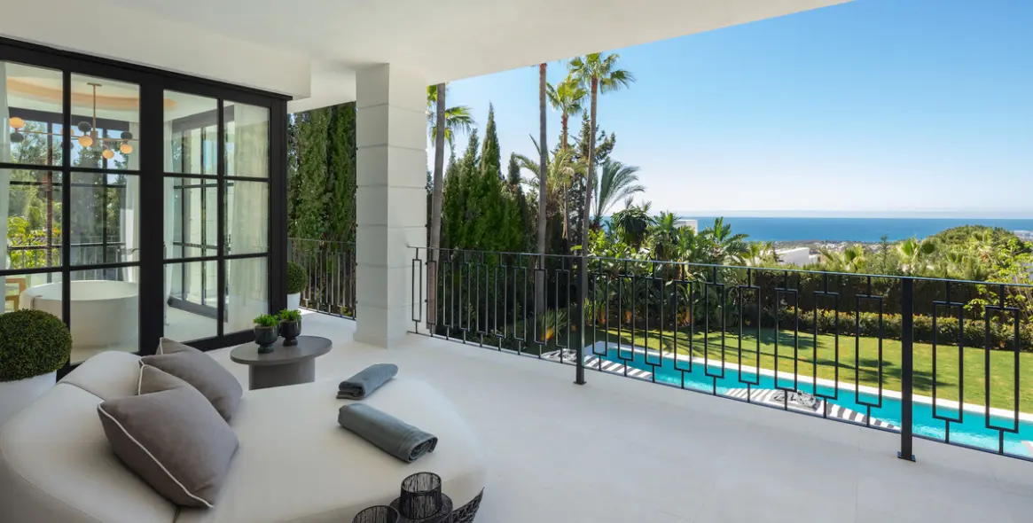 Venta de villa independiente en Sierra Blanca 2