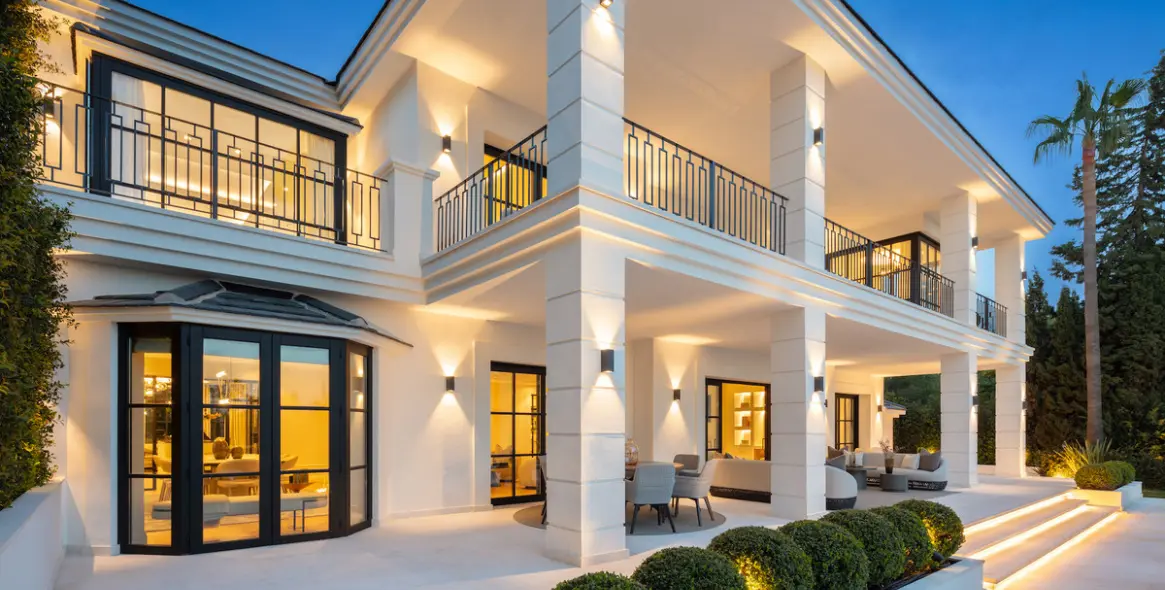 Venta de villa independiente en Sierra Blanca 28