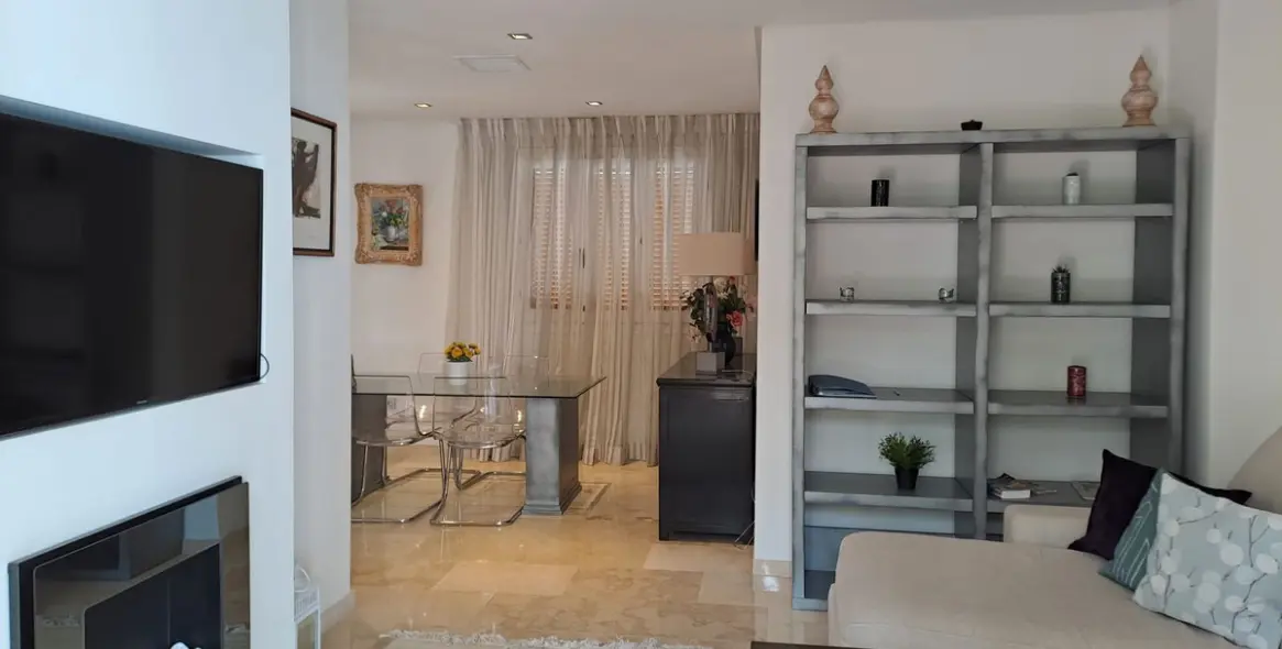 Alquiler a corto plazo de ático en Nueva Andalucía 4