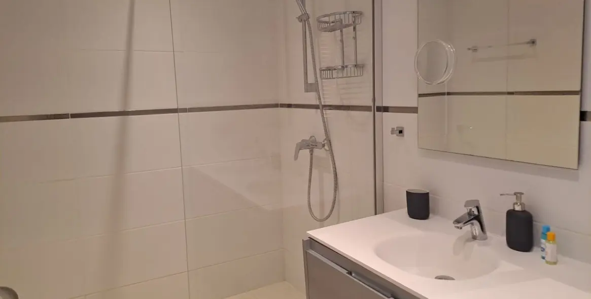 Alquiler a corto plazo de ático en Nueva Andalucía 13