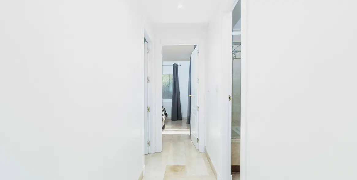 Long-term rent of ground floor apartment in The Golden Mile 12