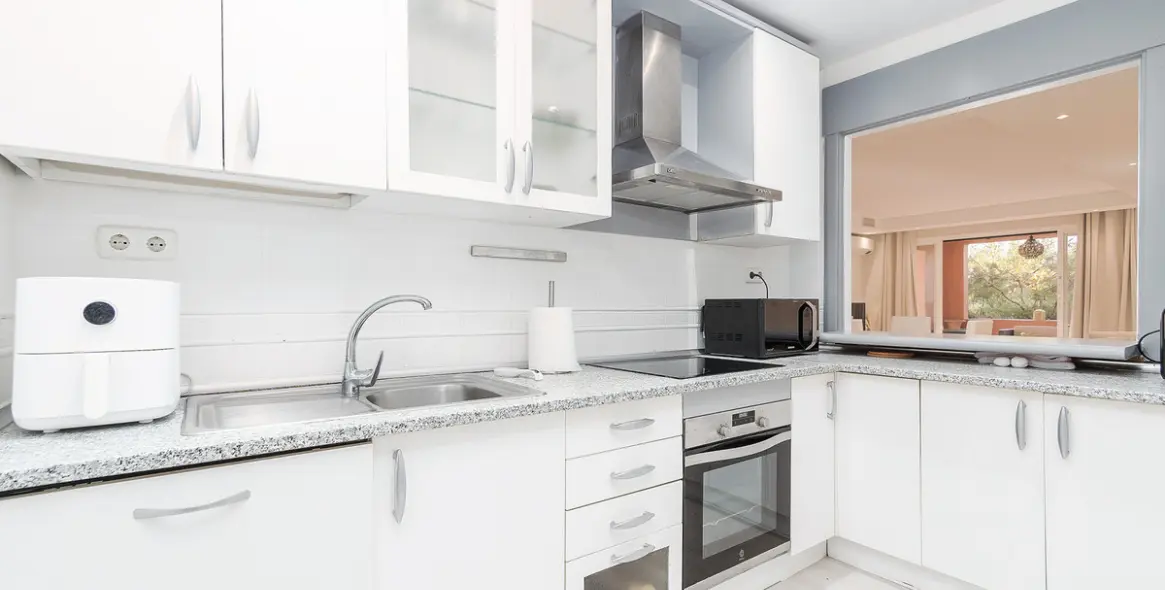 Long-term rent of ground floor apartment in The Golden Mile 14