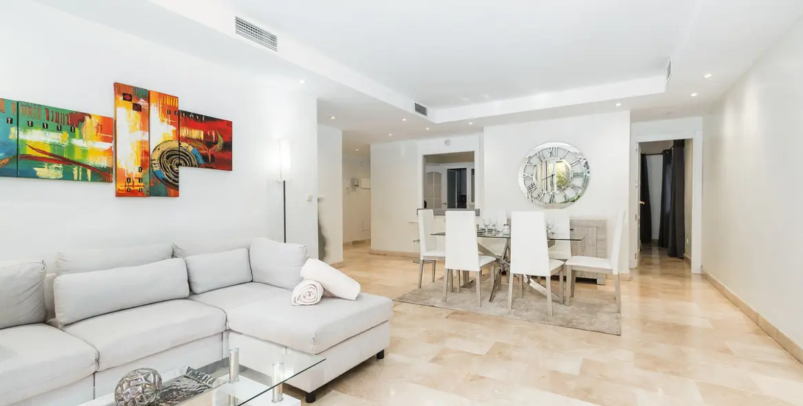 Long-term rent of ground floor apartment in The Golden Mile 17