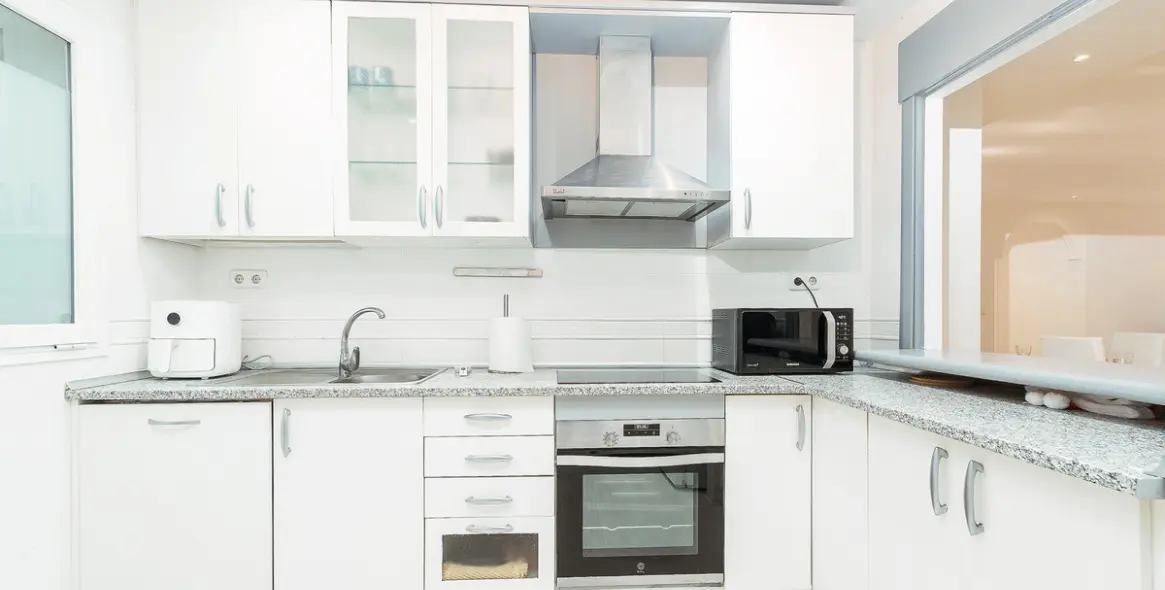 Long-term rent of ground floor apartment in The Golden Mile 22