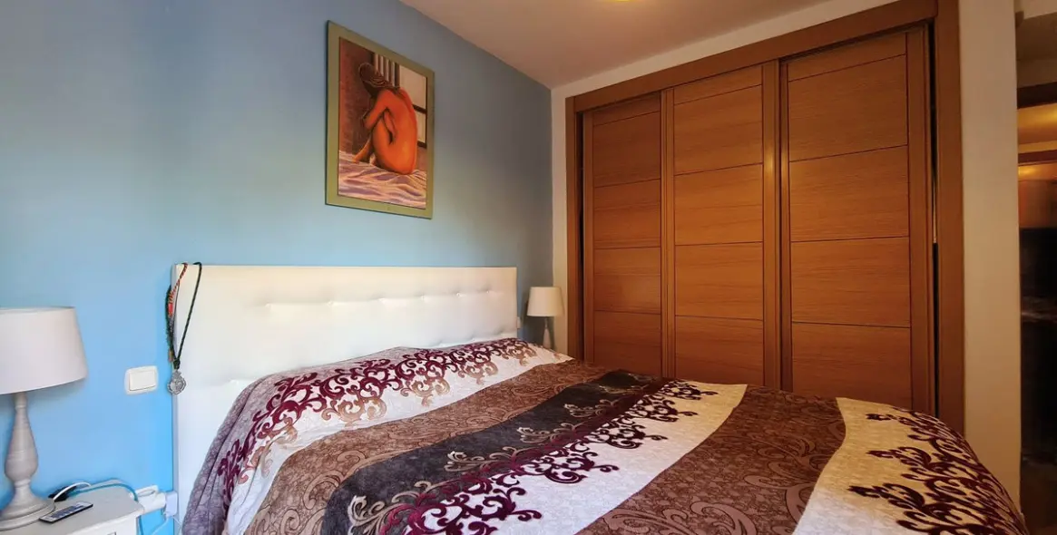 Sale of middle floor apartment in Estepona 20