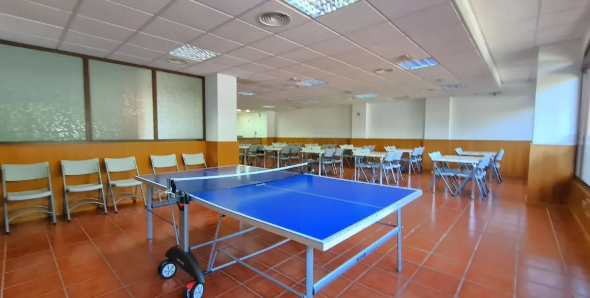 Sale of middle floor apartment in Estepona 30