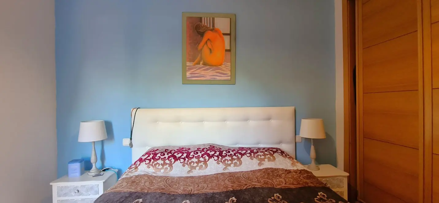 Sale of middle floor apartment in Estepona 4