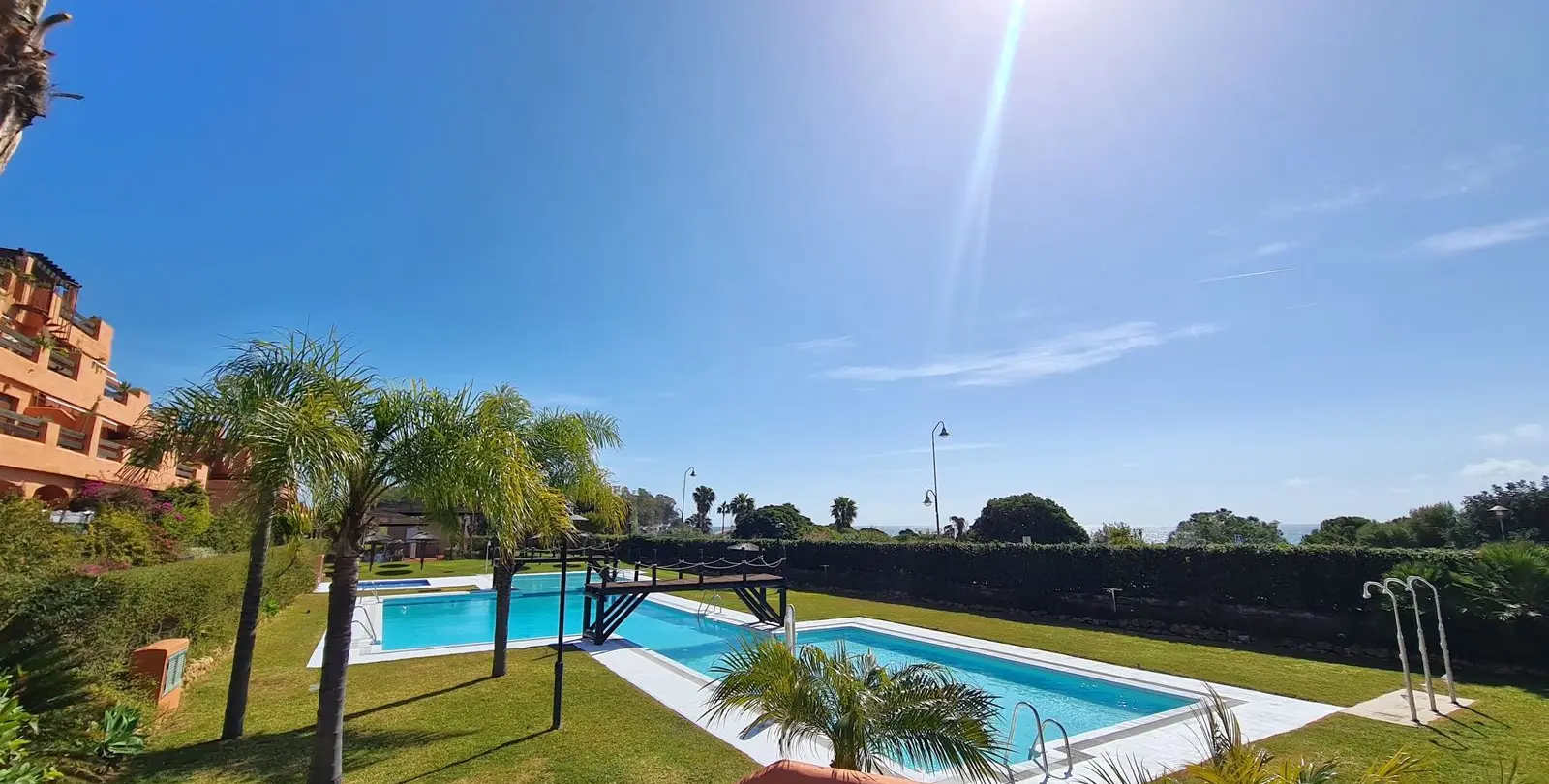 Продажа апартаментов на среднем этаже в Estepona 26