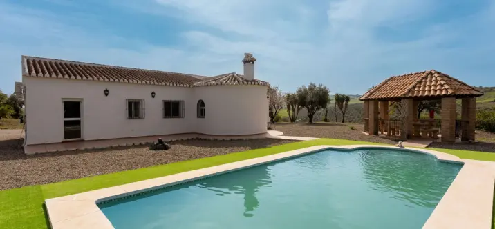 Venta de finca - cortijo en Casarabonela 2