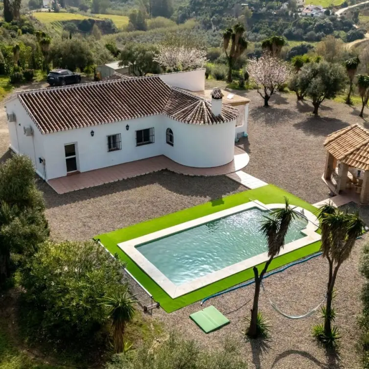 Sale of finca - cortijo in Casarabonela