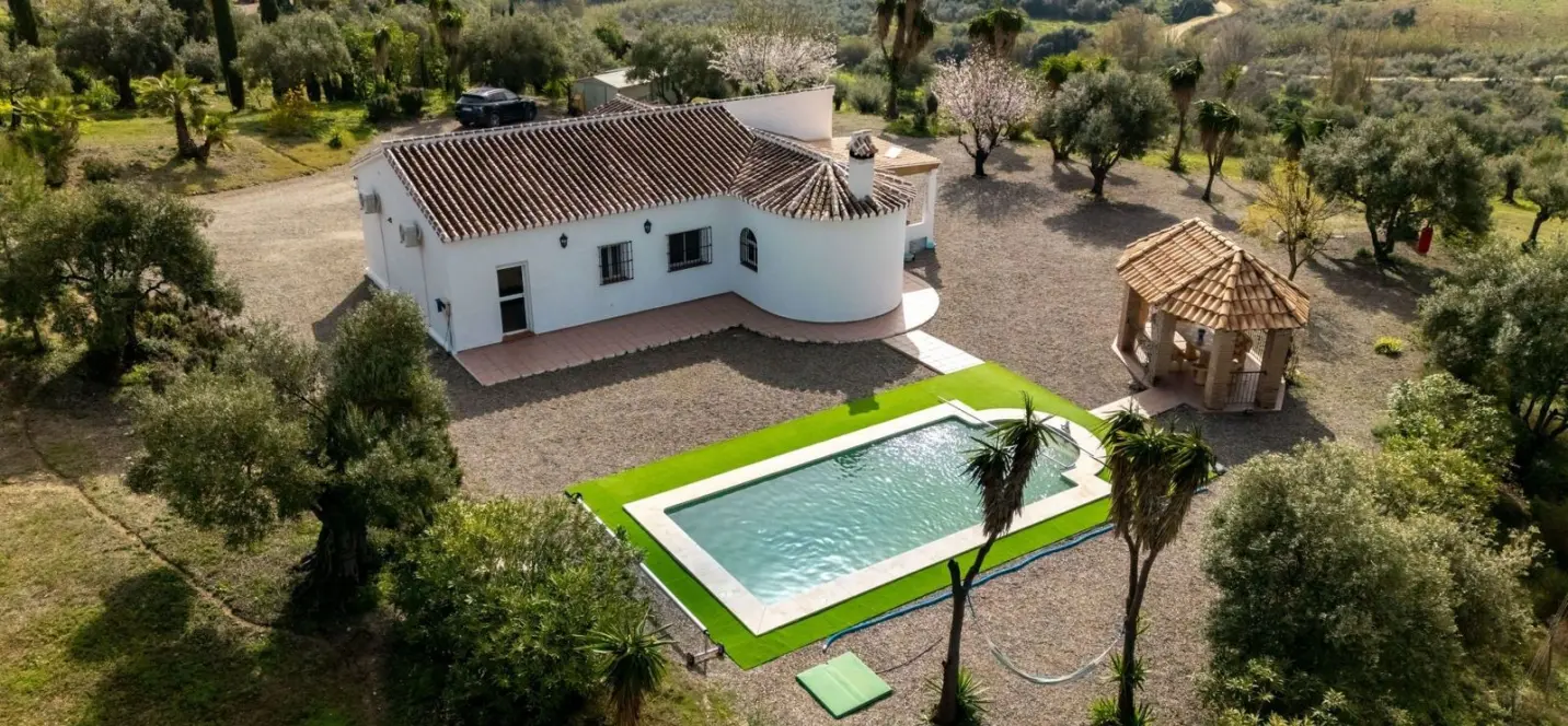 Sale of finca - cortijo in Casarabonela 1