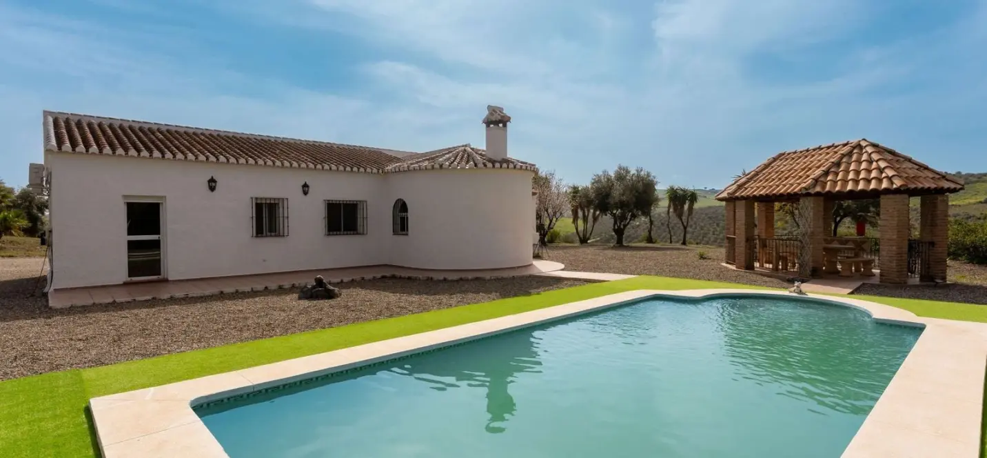 Sale of finca - cortijo in Casarabonela 2