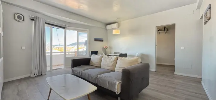Sale of middle floor apartment in Marbella 1