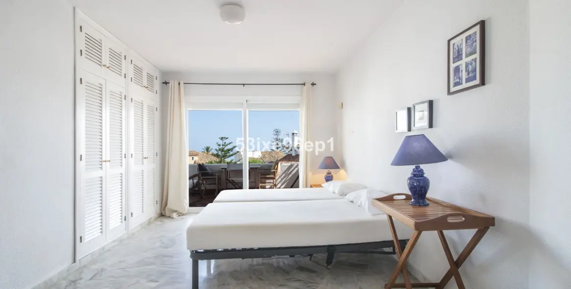 Venta de adosado en Estepona 17