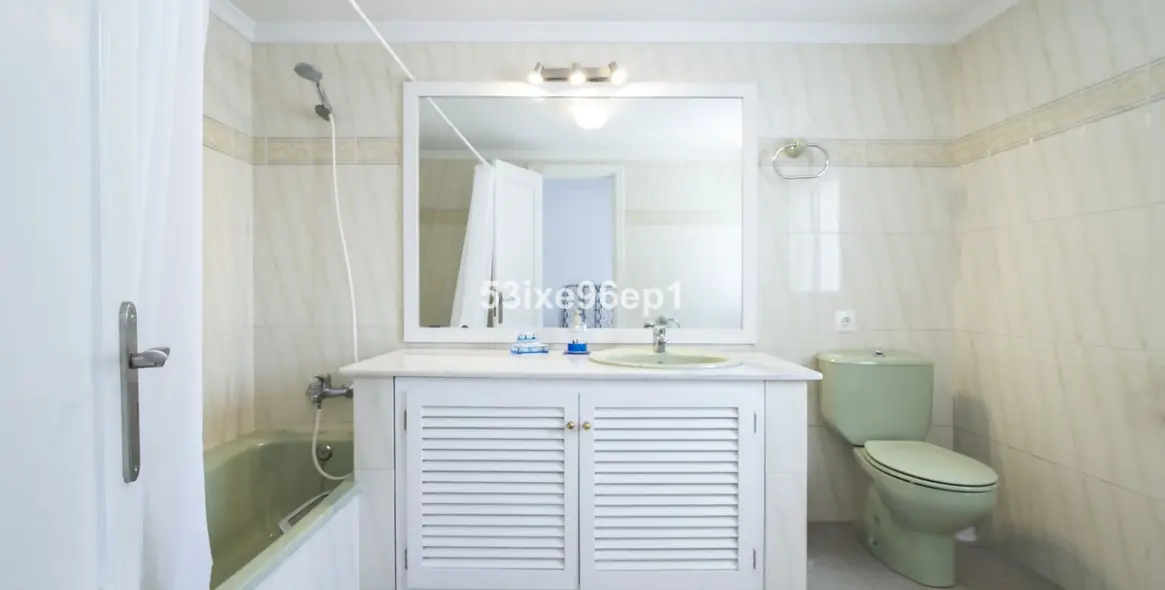 Venta de adosado en Estepona 24