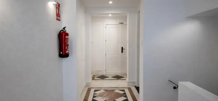 Продажа апартаментов на среднем этаже в Nueva Andalucía 3