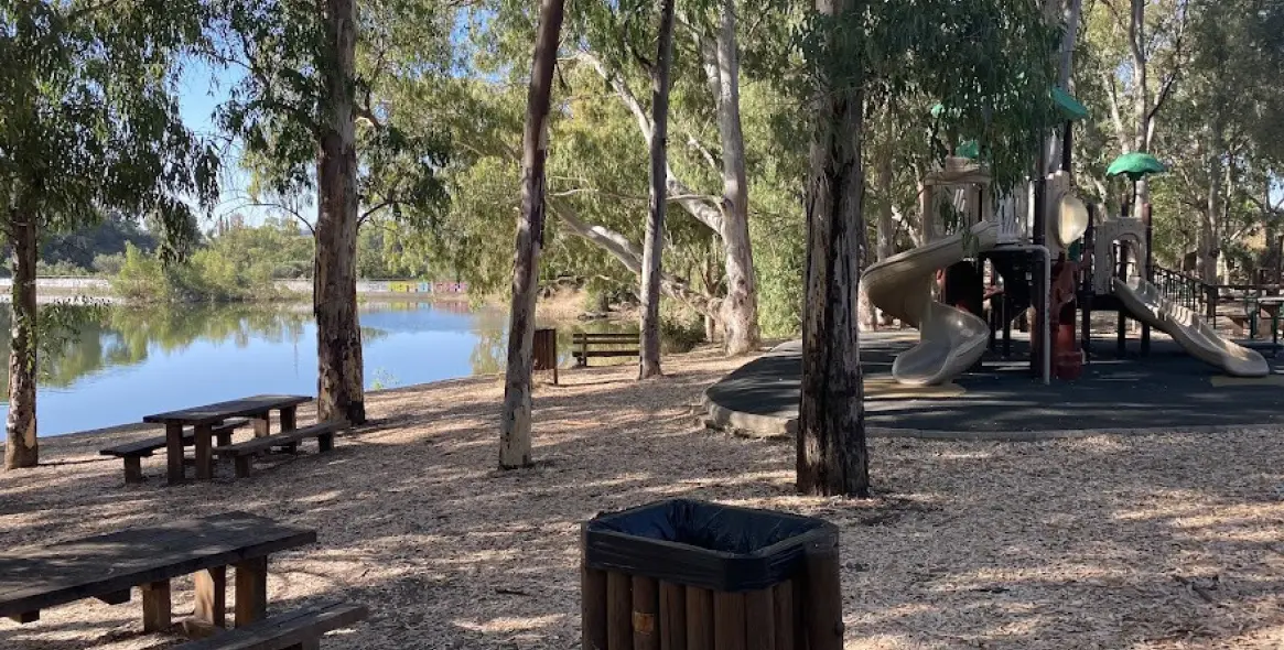 Venta de apartamento en planta media en Nueva Andalucía 35