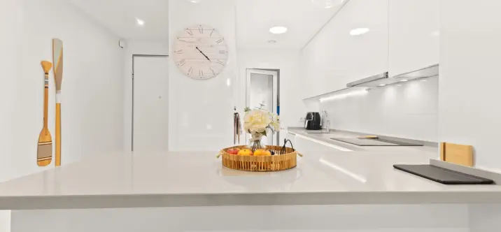 Продажа апартаментов на первом этаже в New Golden Mile 3