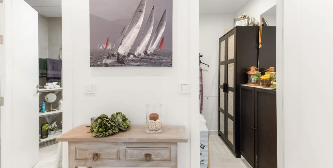 Продажа апартаментов на первом этаже в New Golden Mile 19