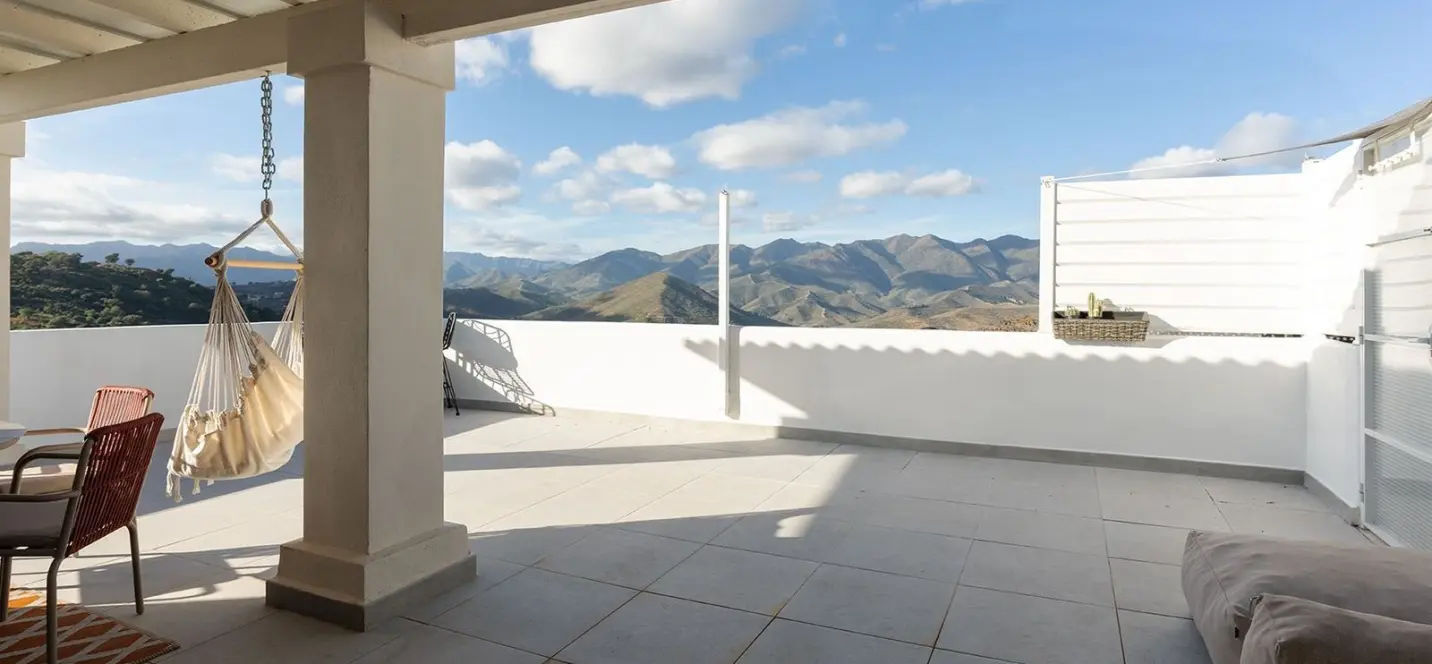 Sale of townhouse in La Mairena 1