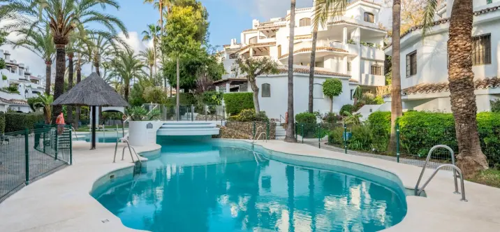 Продажа пентхауса в Elviria 0