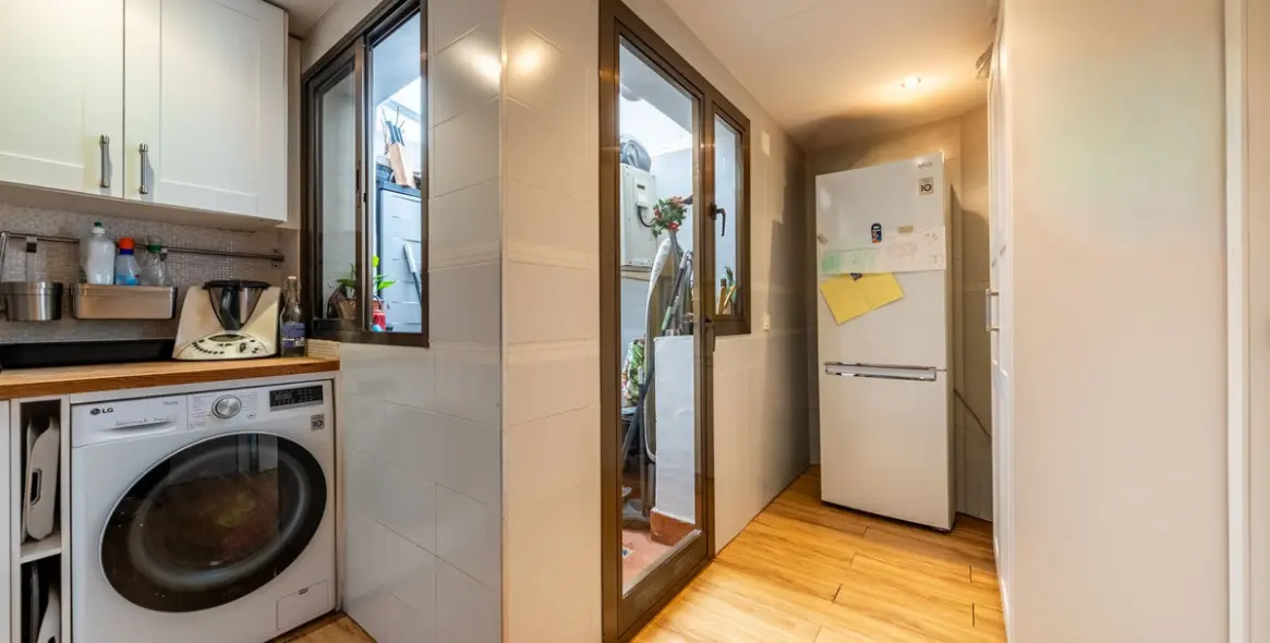 Sale of penthouse in Elviria 17