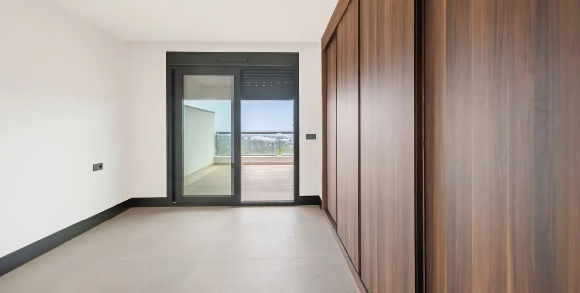 Продажа апартаментов на среднем этаже в Nueva Andalucía 24