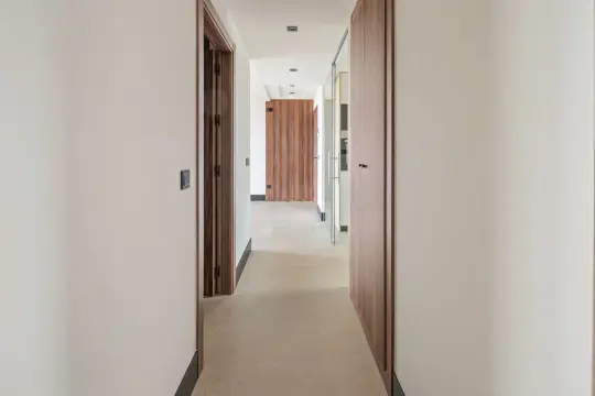 Image 10 thumb