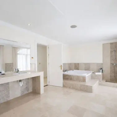 Sale of detached villa in Benahavís