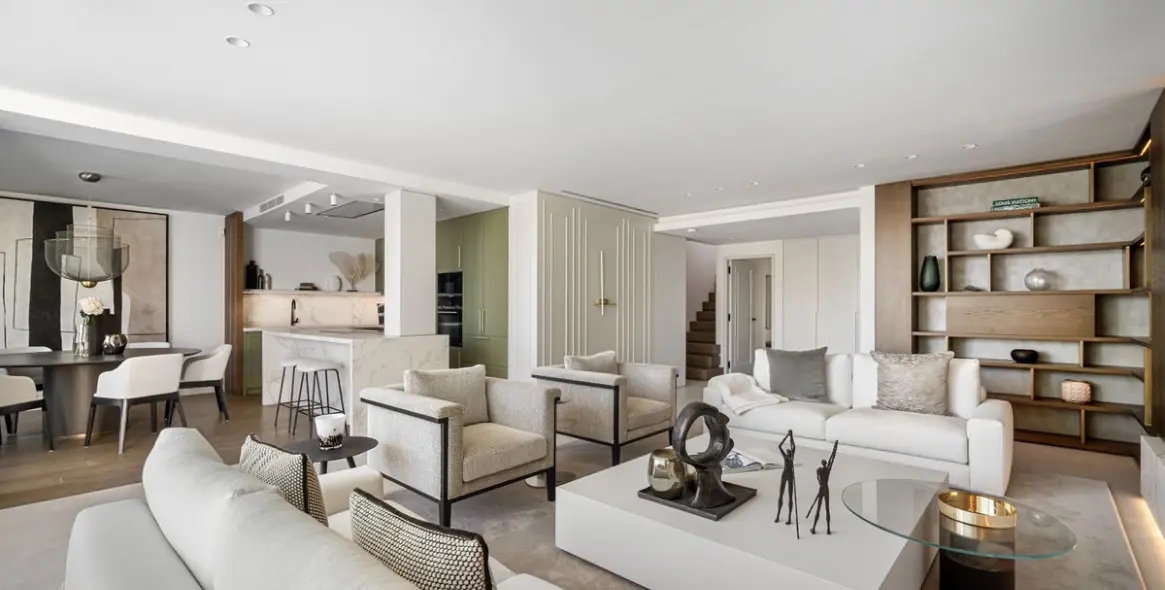 Sale of penthouse duplex in The Golden Mile 5