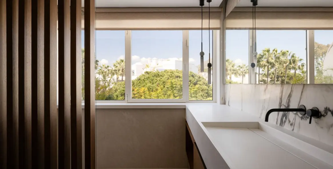 Sale of penthouse duplex in The Golden Mile 12