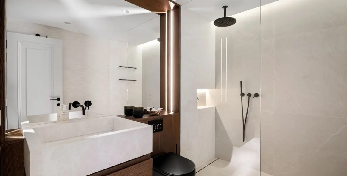 Sale of penthouse duplex in The Golden Mile 15