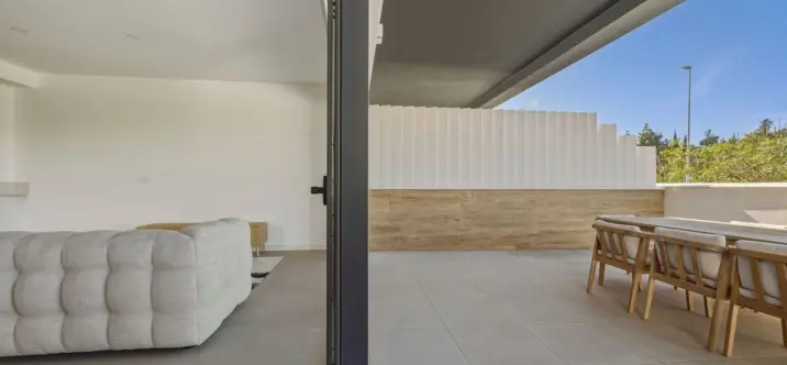 Краткосрочная аренда дома на две семьи в Estepona 1