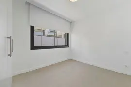 Image 7 thumb