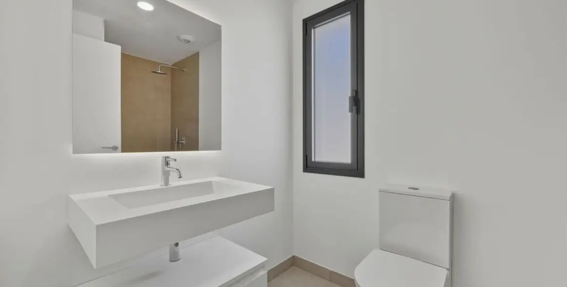 Short-term rent of semi-detached house in Estepona 10