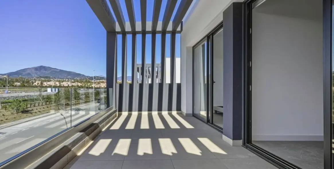 Short-term rent of semi-detached house in Estepona 13