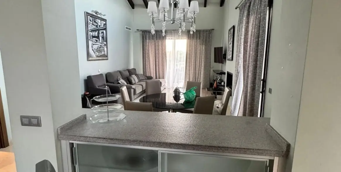 Долгосрочная аренда пентхауса в El Paraiso 2