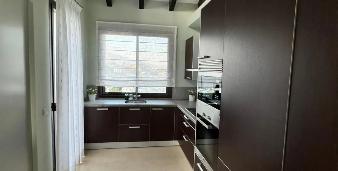 Долгосрочная аренда пентхауса в El Paraiso 4