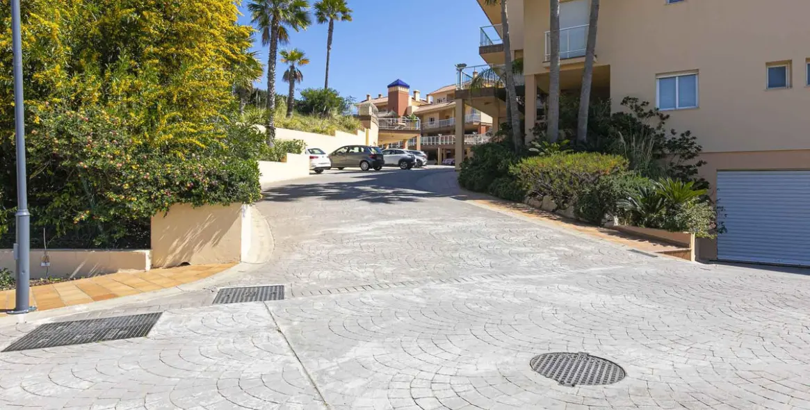 Продажа апартаментов на первом этаже в El Chaparral 1