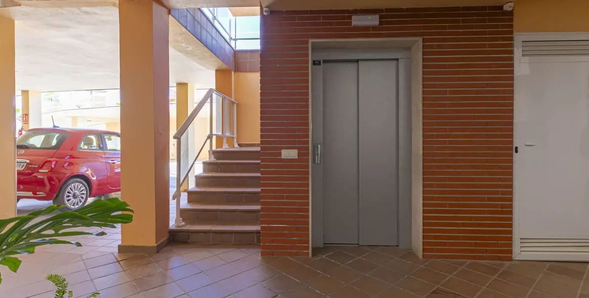 Продажа апартаментов на первом этаже в El Chaparral 3