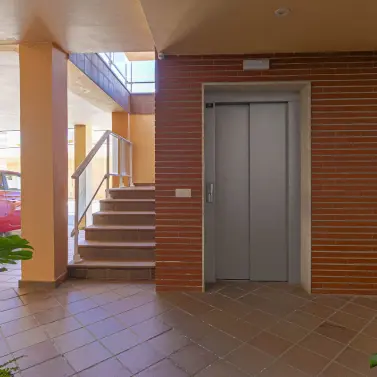 Sale of ground floor apartment in El Chaparral