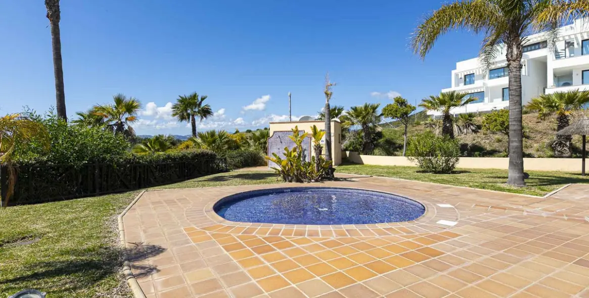 Продажа апартаментов на первом этаже в El Chaparral 9