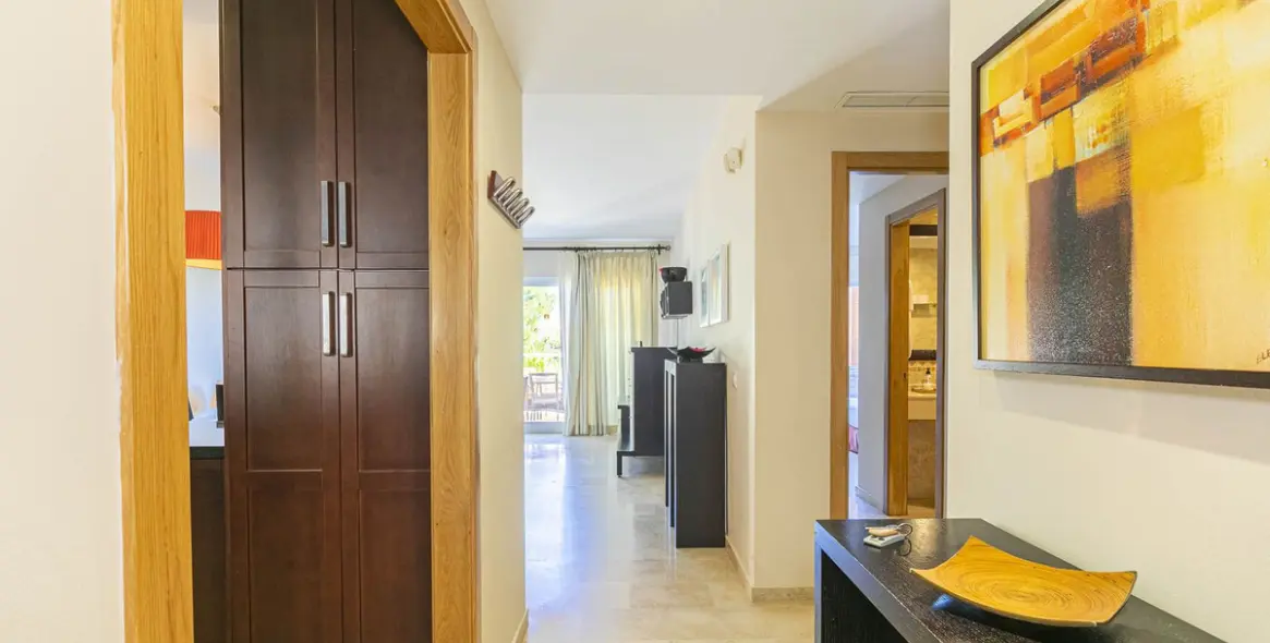 Продажа апартаментов на первом этаже в El Chaparral 15