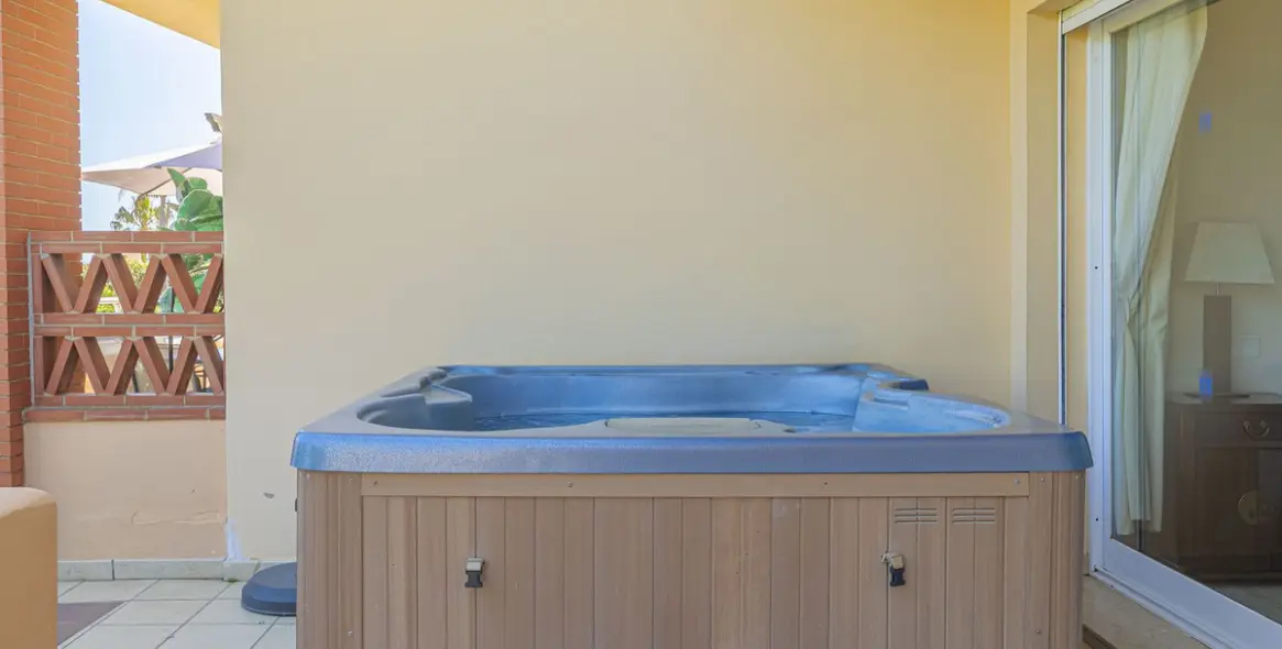 Продажа апартаментов на первом этаже в El Chaparral 35